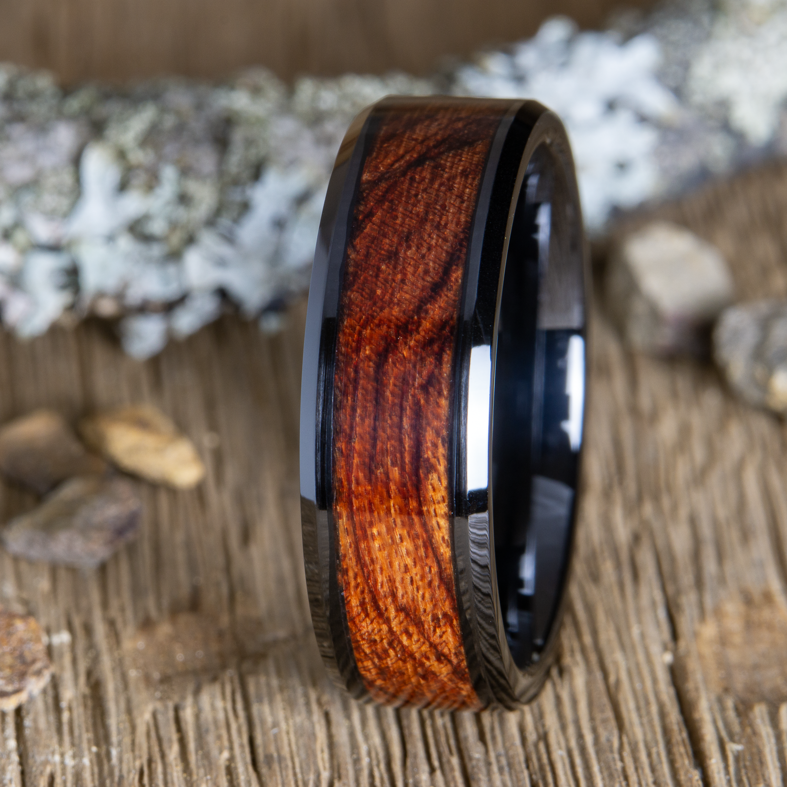 bubinga wood and black ceramic ring