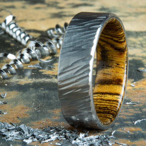 Bocote wood and Hammered titanium ring