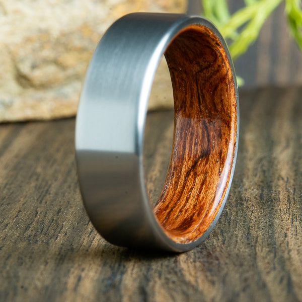 Bubinga wood and titanium ring-titanium wood rings