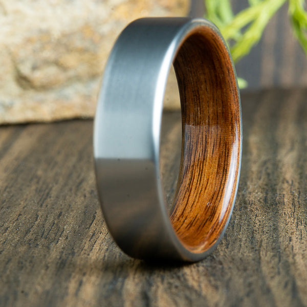 Rosewood ring with titanium -titanium wood ring