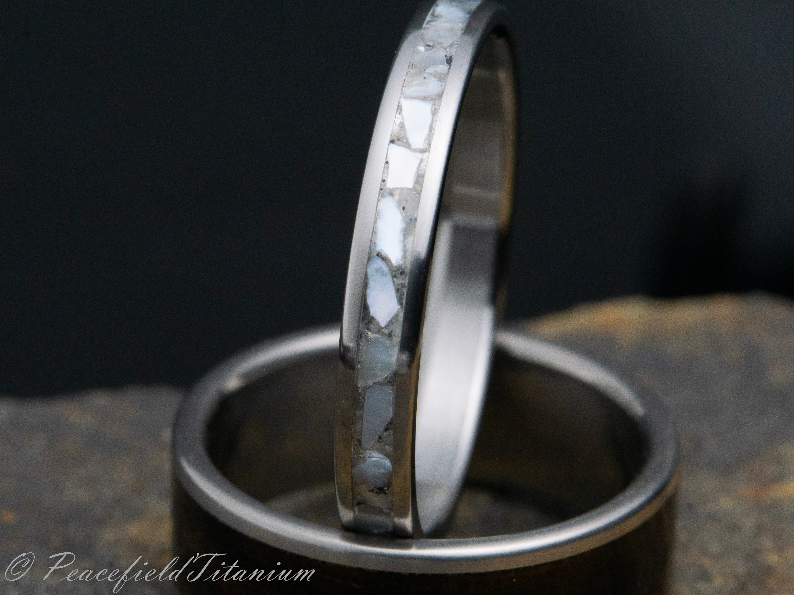 Women's wedding and engagement rings