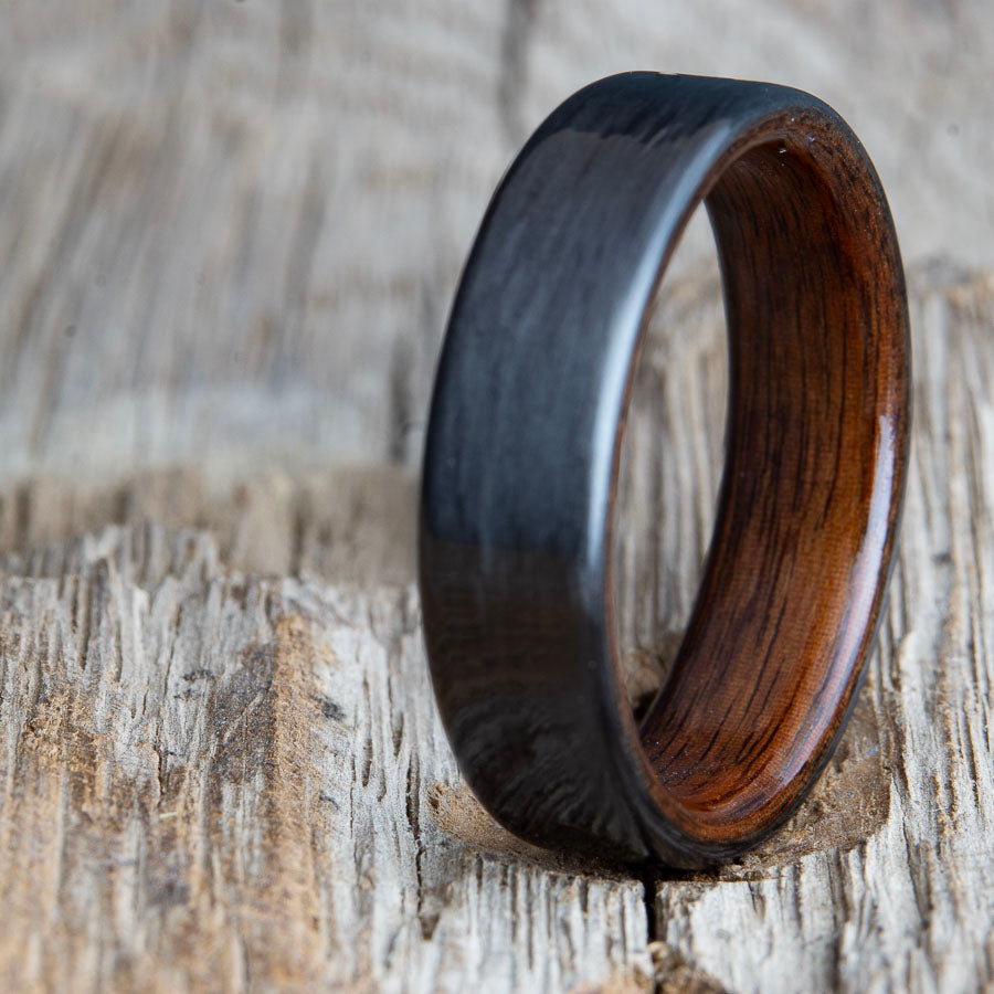Black ring with carbon fiber and rosewood