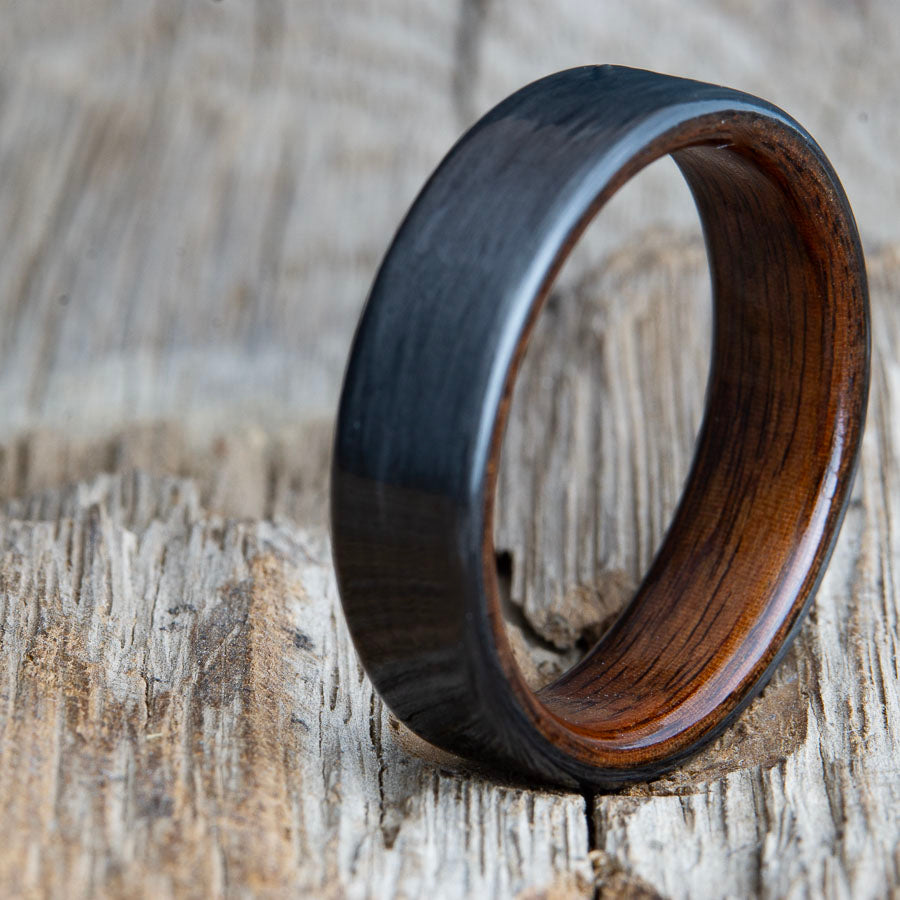 Black ring-carbon fiber and Rosewood