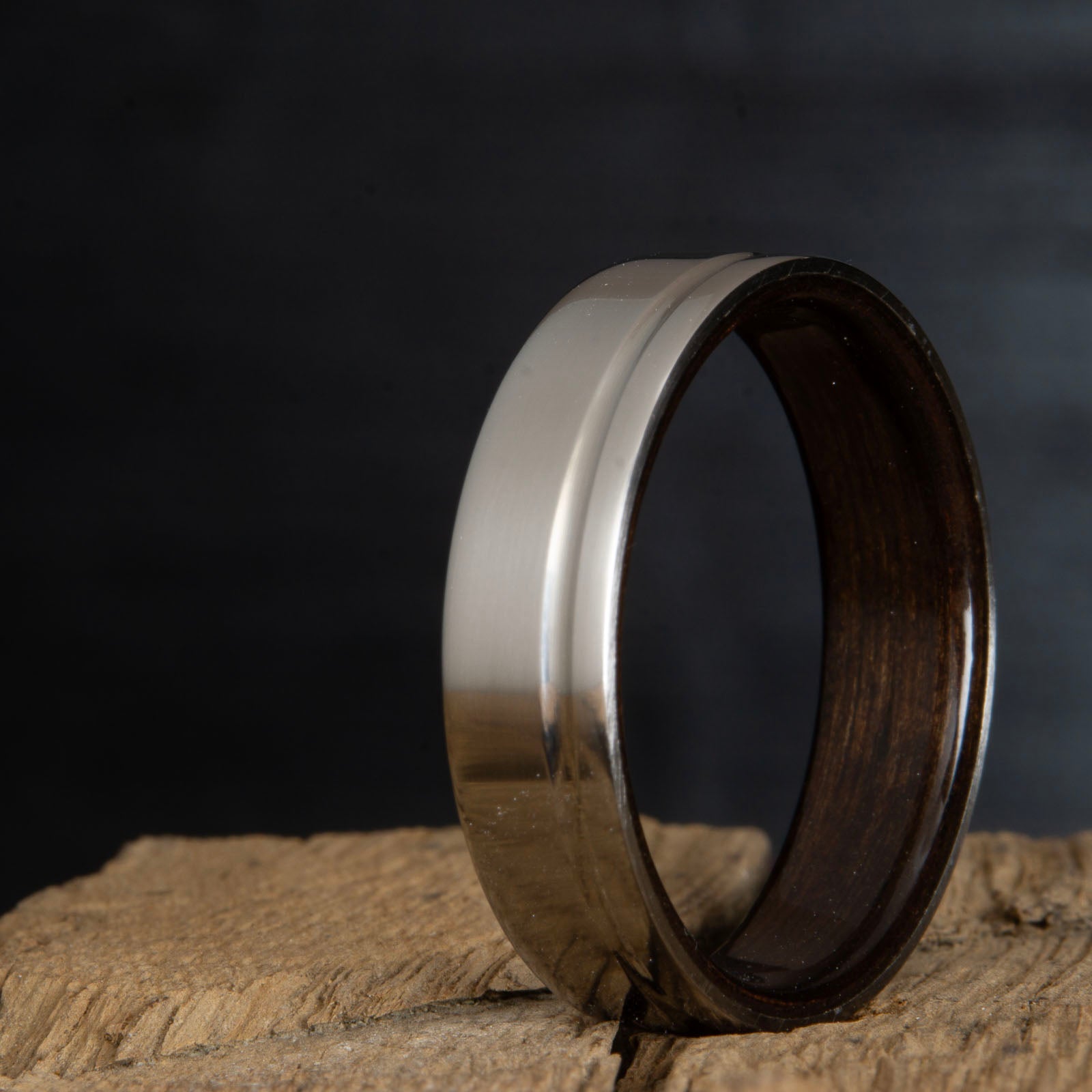 titanium ebony ring-single groove titanium wood ring with ebony