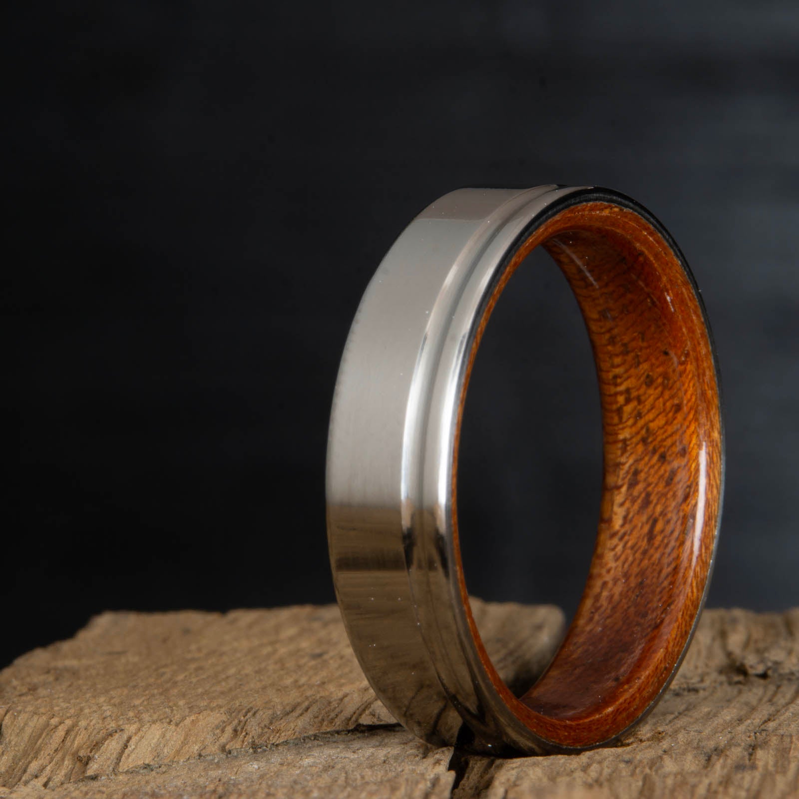 titanium acacia ring-single groove satin titanium wood ring with acacia