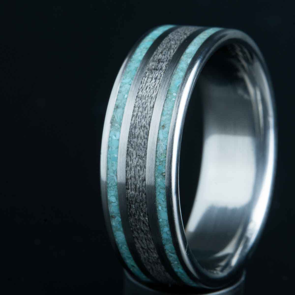 turquoise pinstripes with weathered barnwood ring