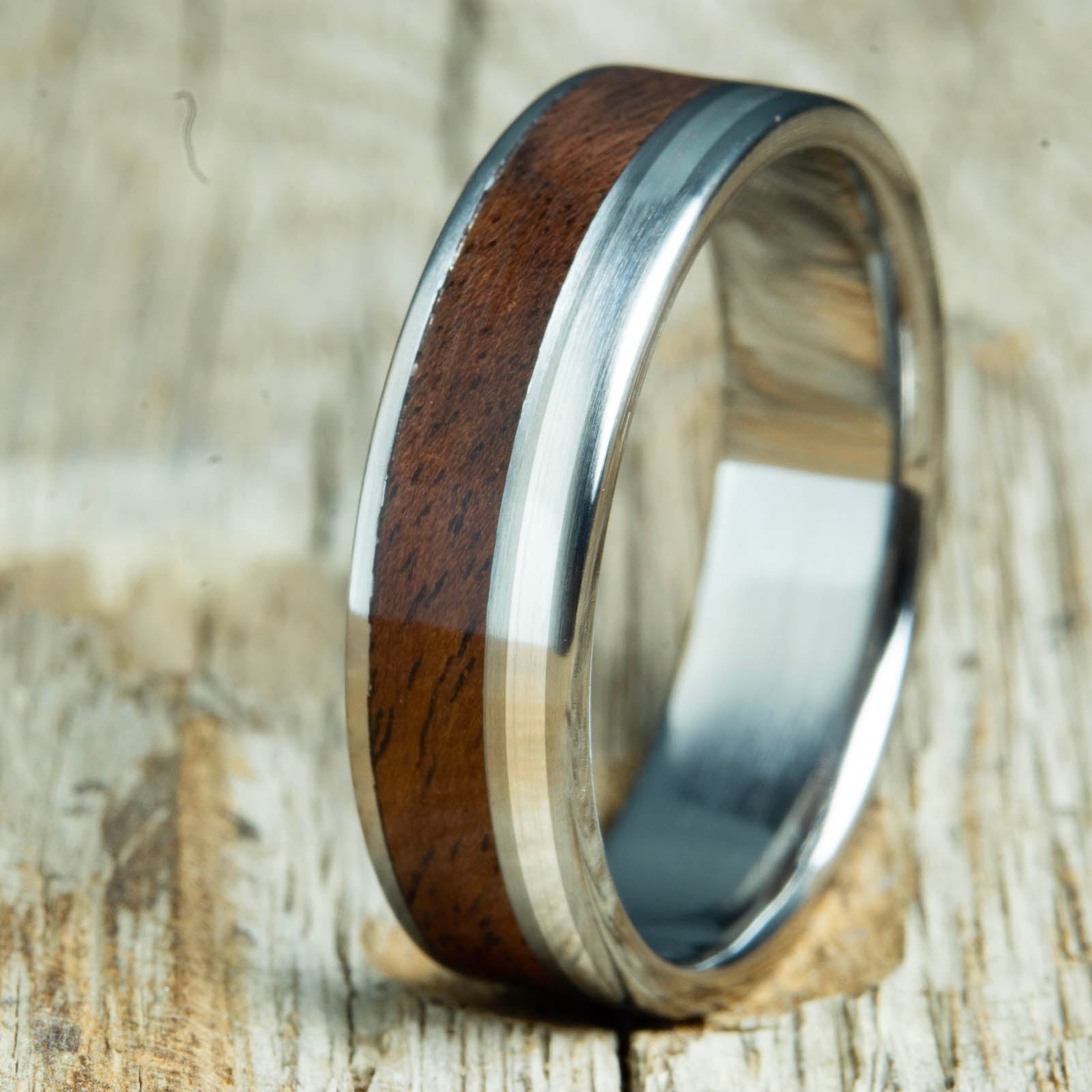 Wooden ring with Black Walnut and single silver pinstripe