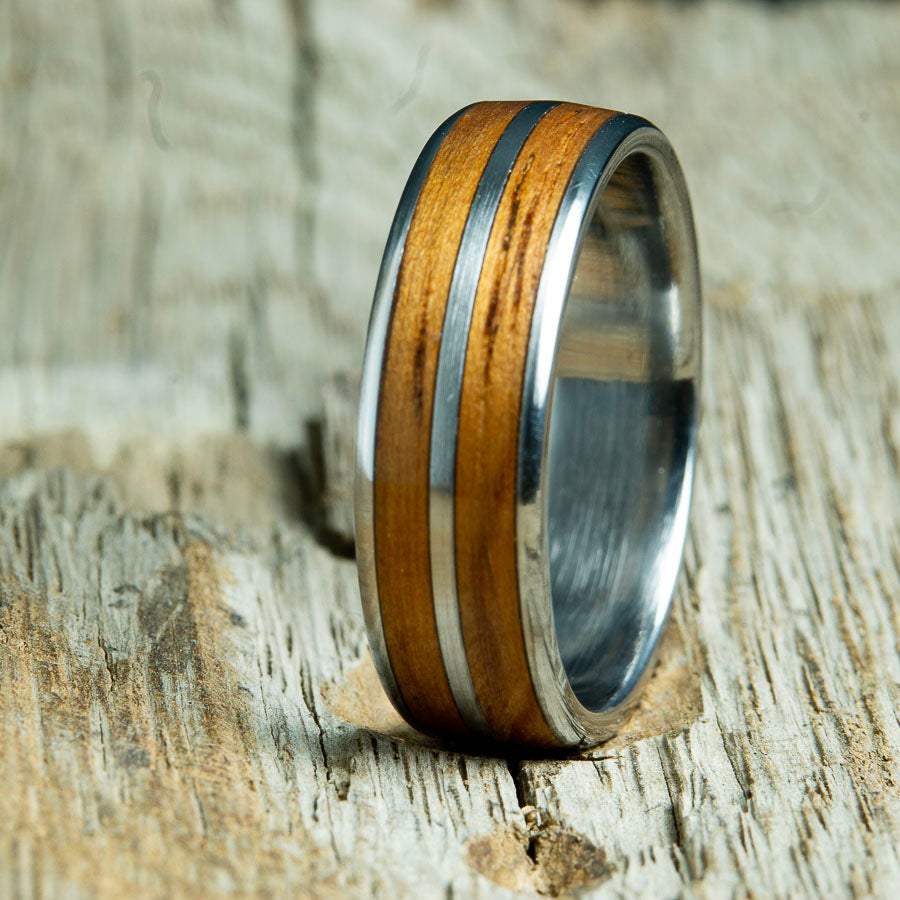 Koa wood ring with double inlay on titanium