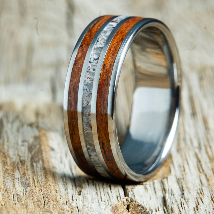 Deer antler ring with Bubinga wood