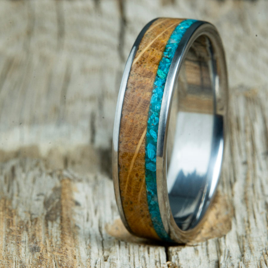Single inlay 6mm Whiskey barrel ring with chrysocolla stone