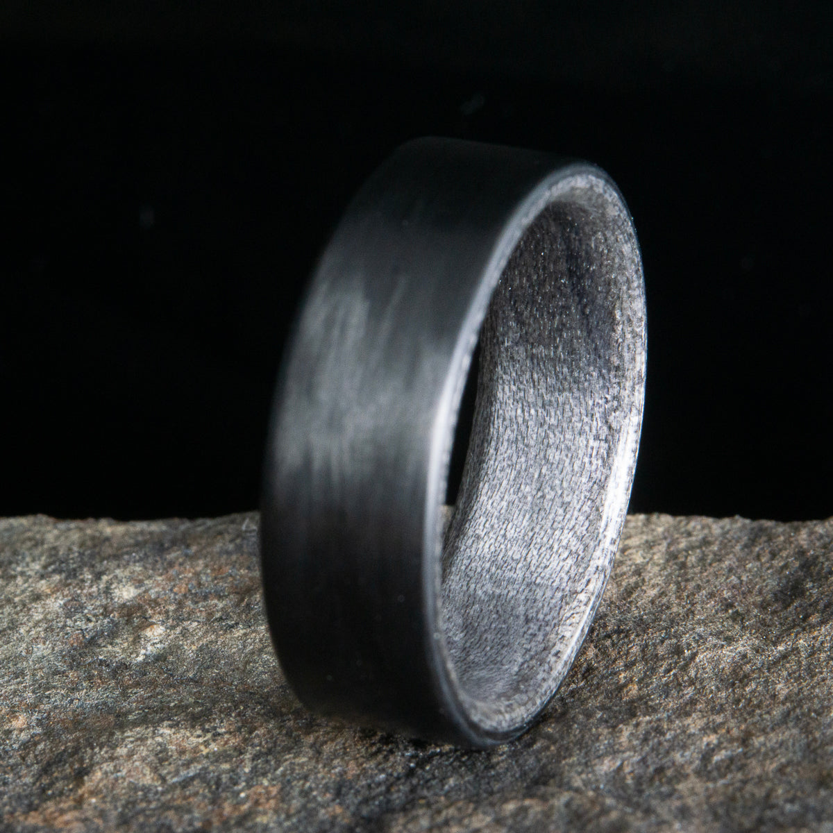 "Weathered" Carbon fiber ring with grey barn wood