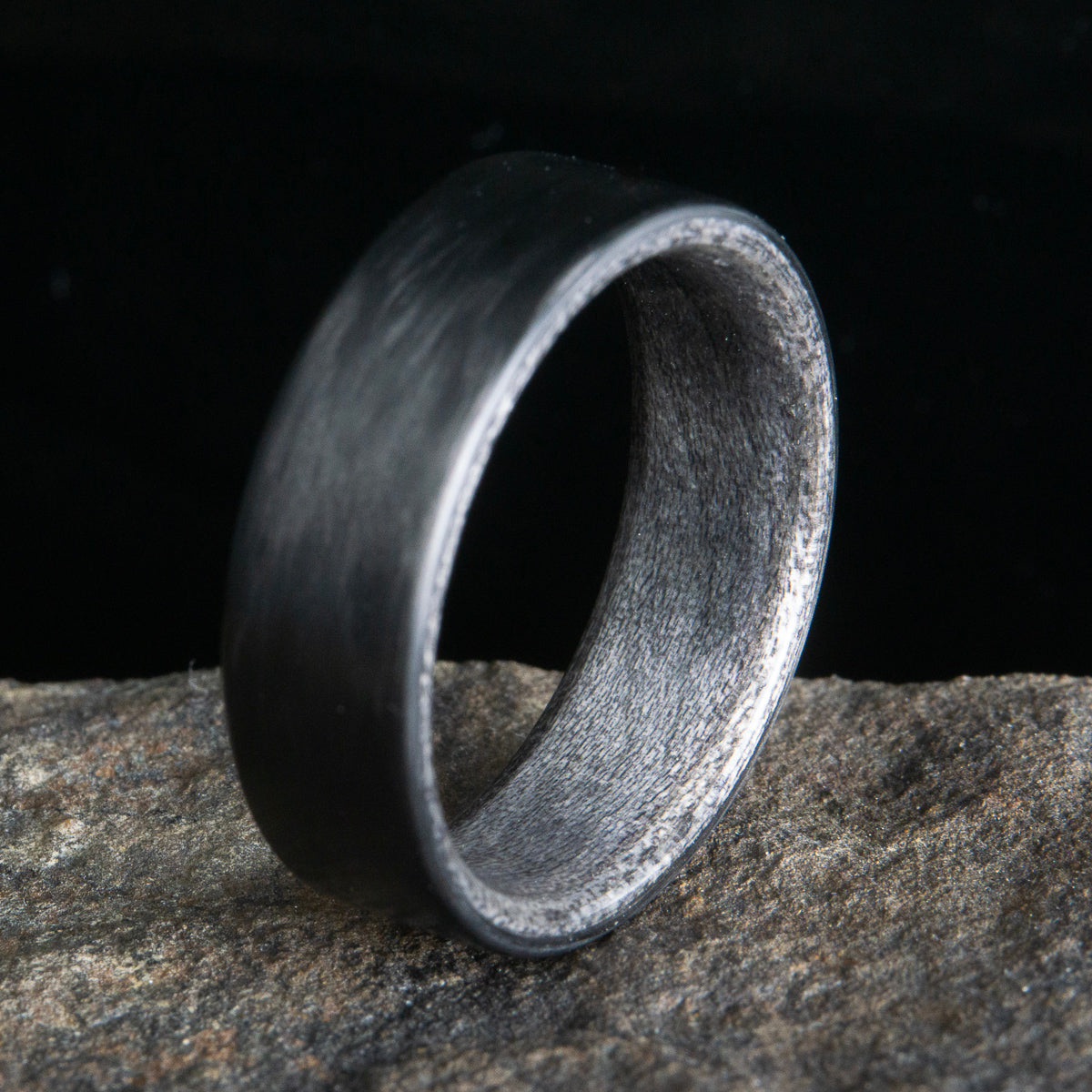 "Weathered" Carbon fiber ring with grey barn wood