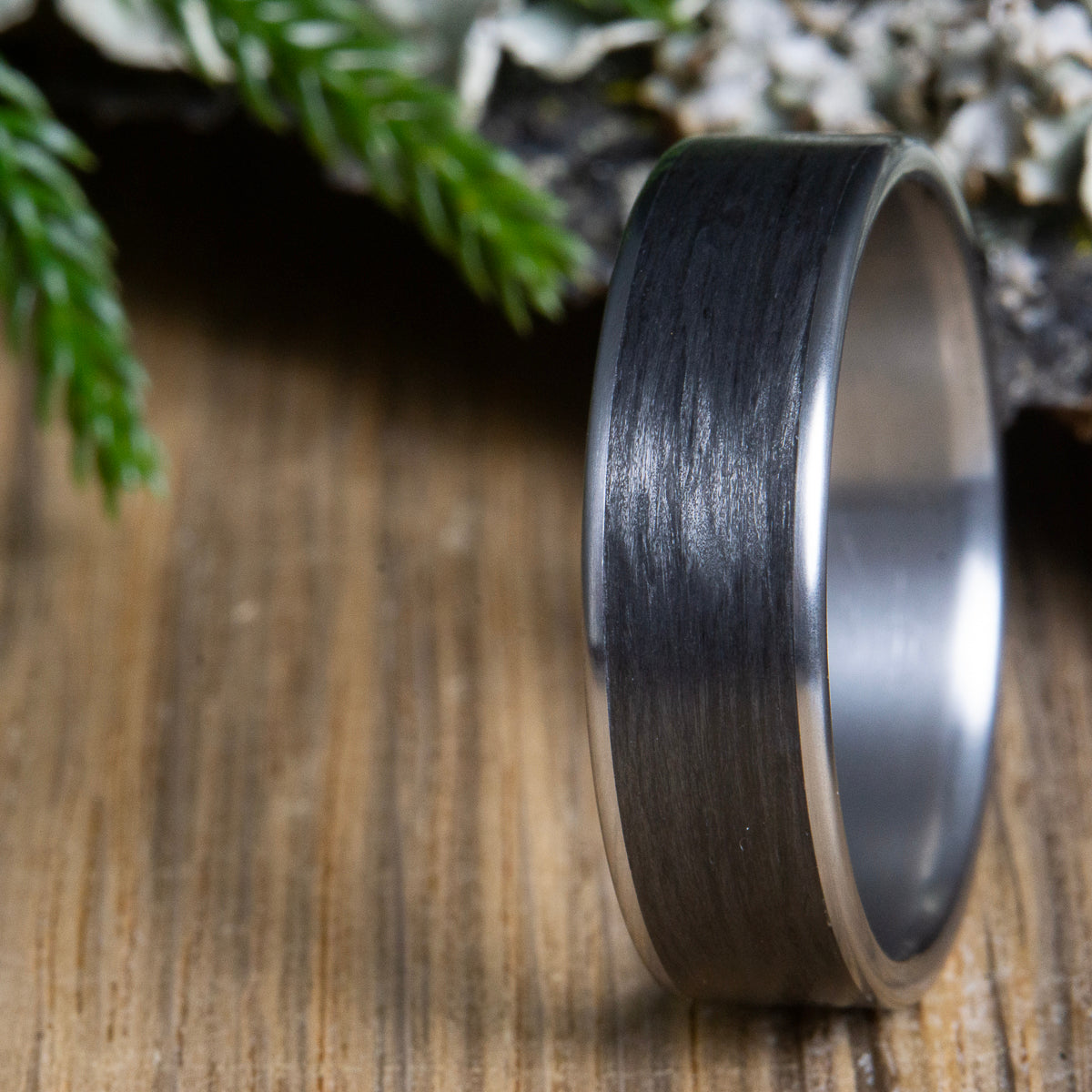 Unique carbon fiber wedding ring