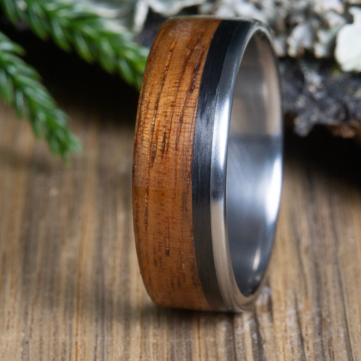 Koa wood ring, carbon fiber and wooden inlay