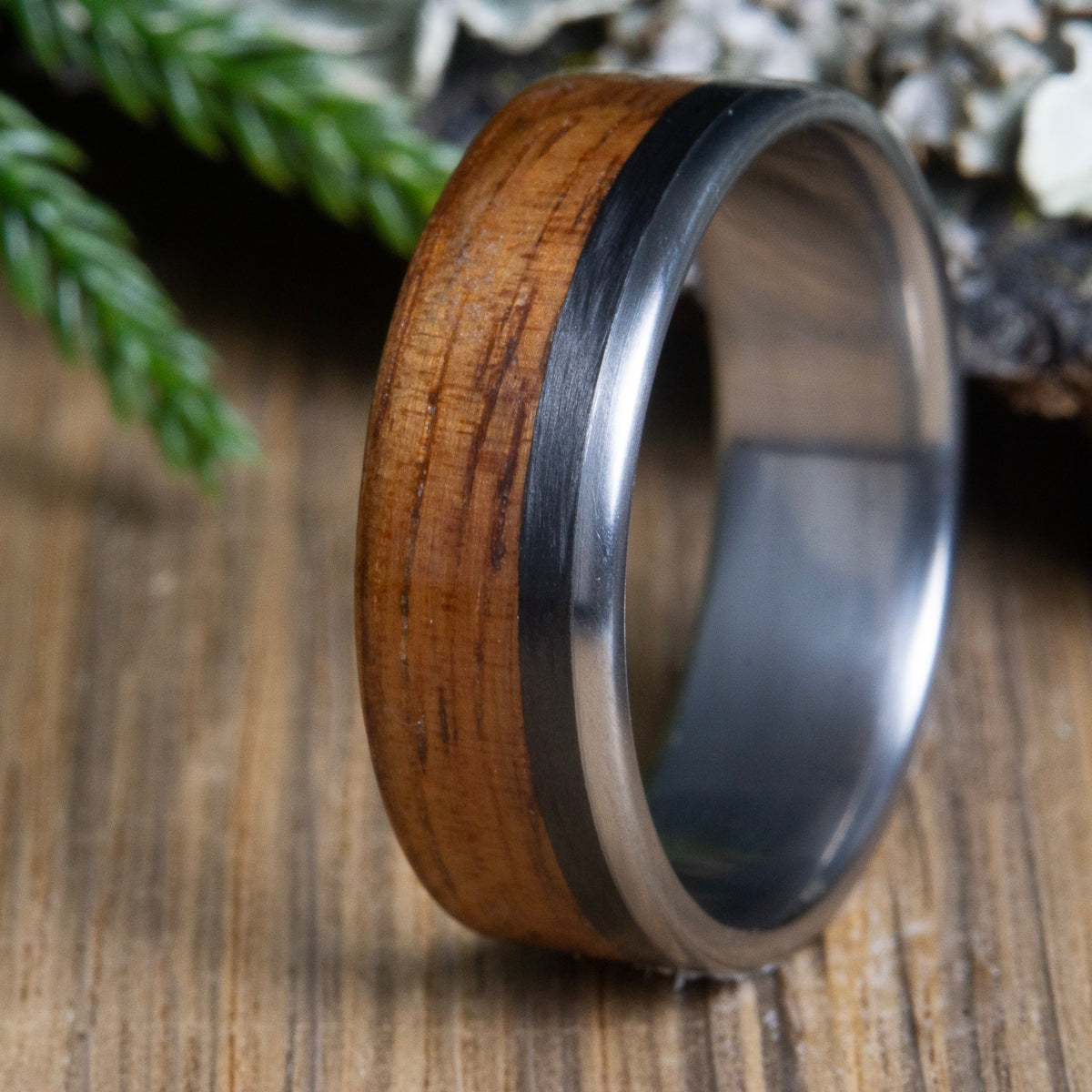 Koa wood ring, carbon fiber and wooden inlay