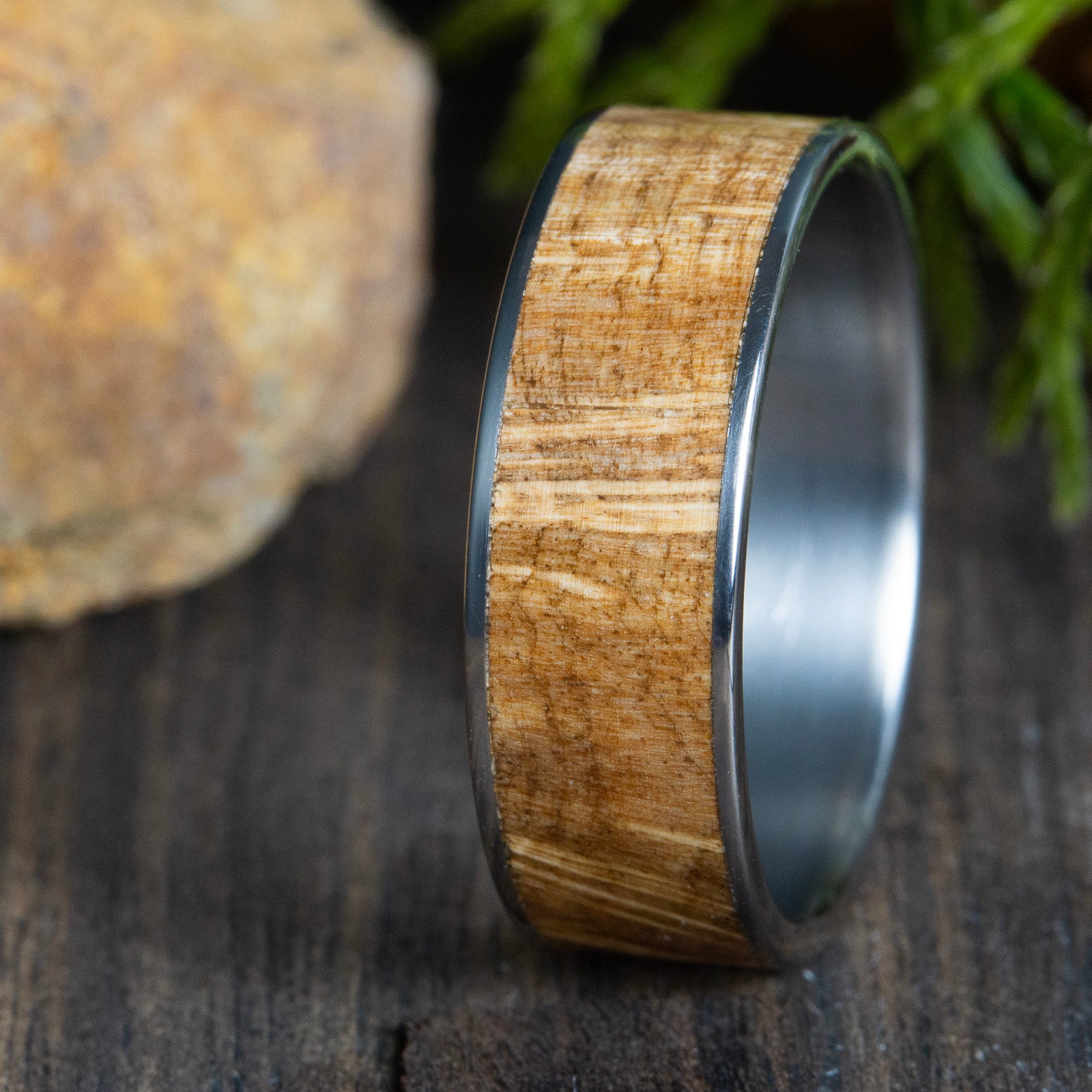 Wood wedding ring-oak burl inlay ring
