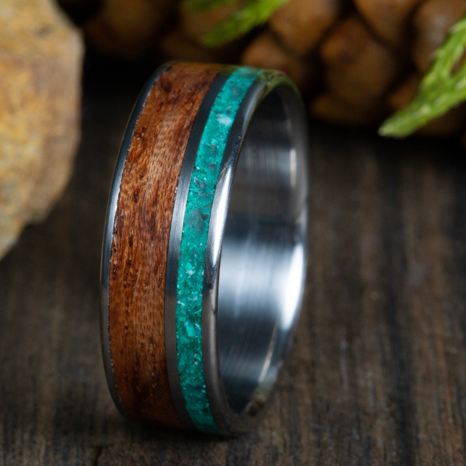 Wood ring with malachite and titanium