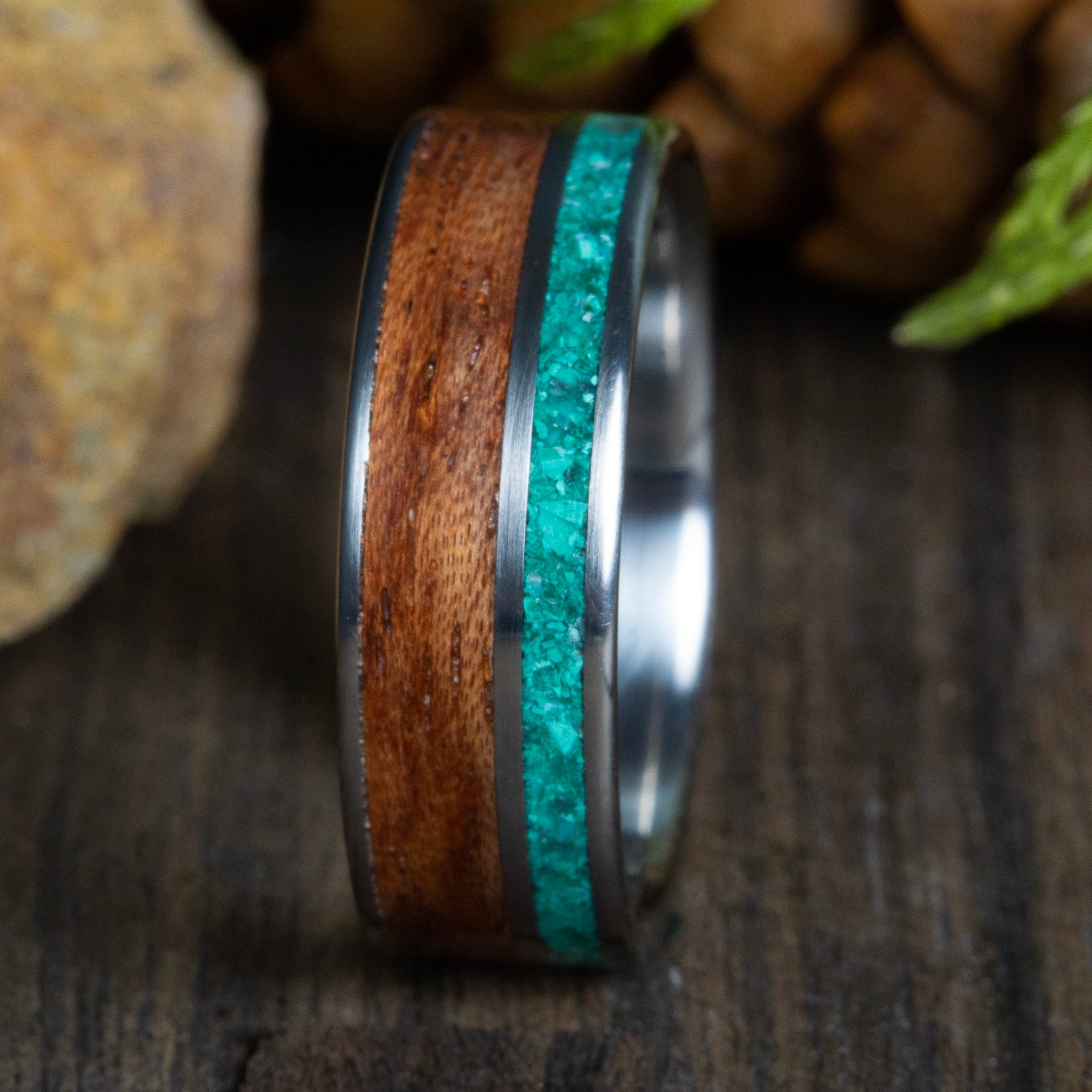 Wood ring with malachite and titanium