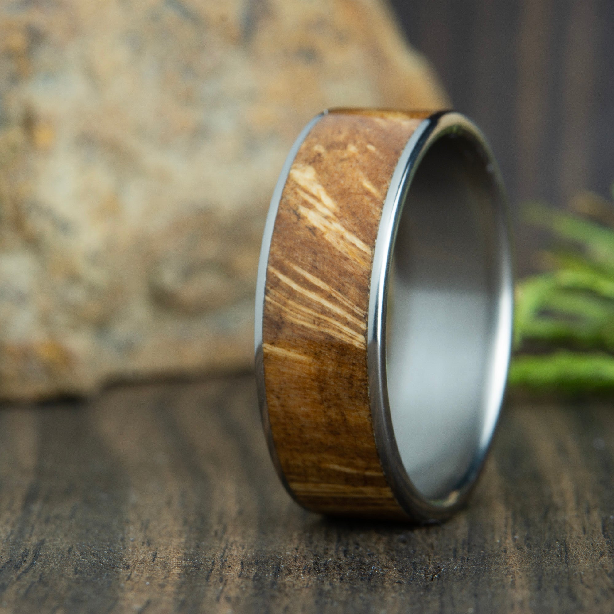 wood wedding ring w/ oak burl inlay